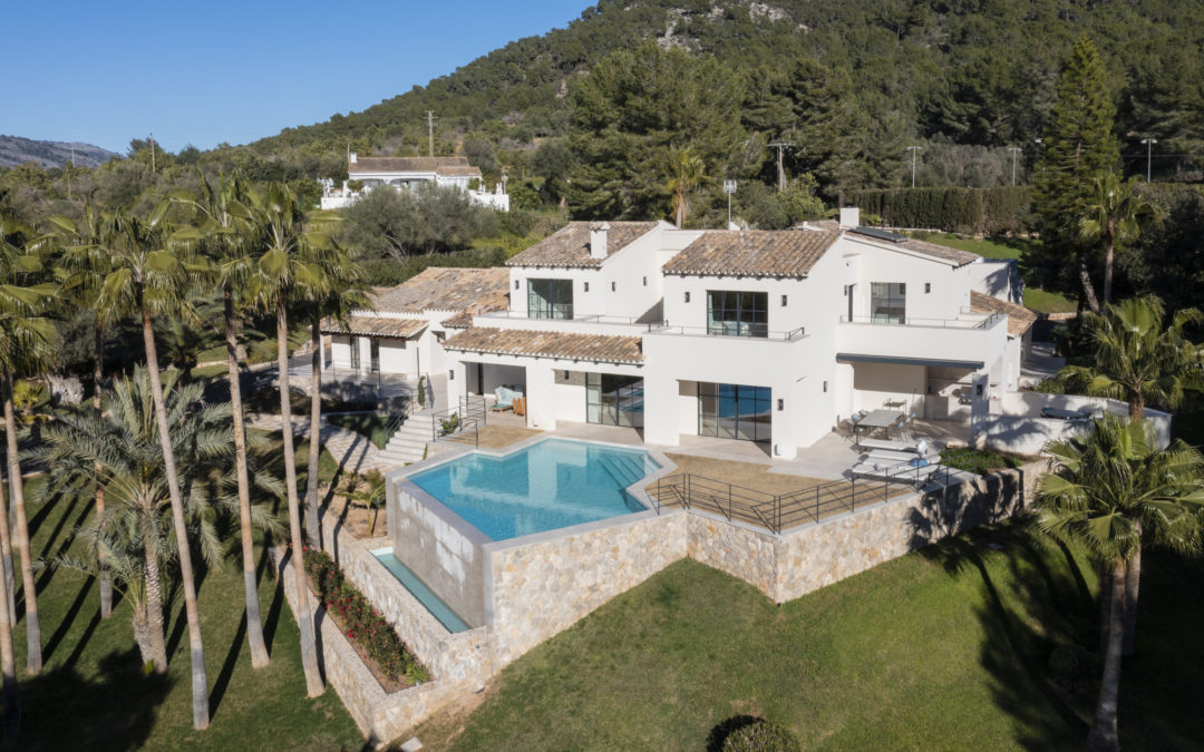 Rich Eastern Europeans seek luxury homes in the Balearics to get away from the war